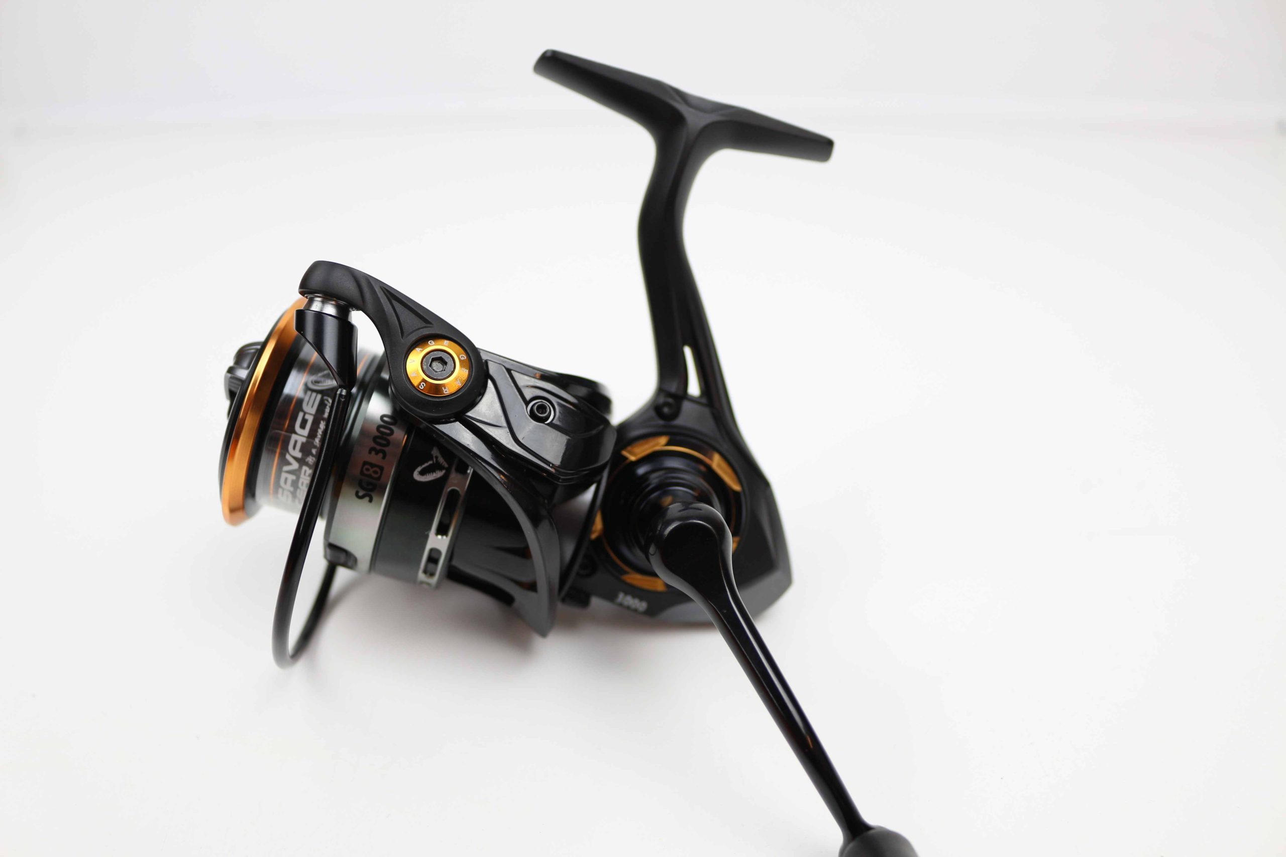 Savage Gear SG8 2500 FD Reel